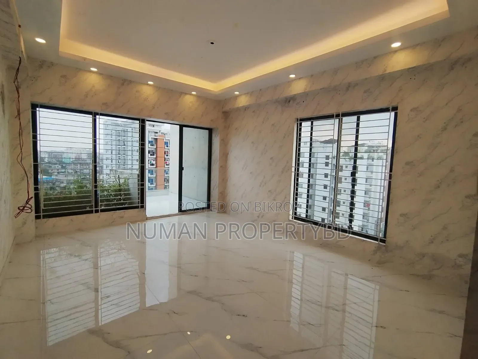 4-bedroom Apartment in Numan Property Bd, Basundhara for Rent