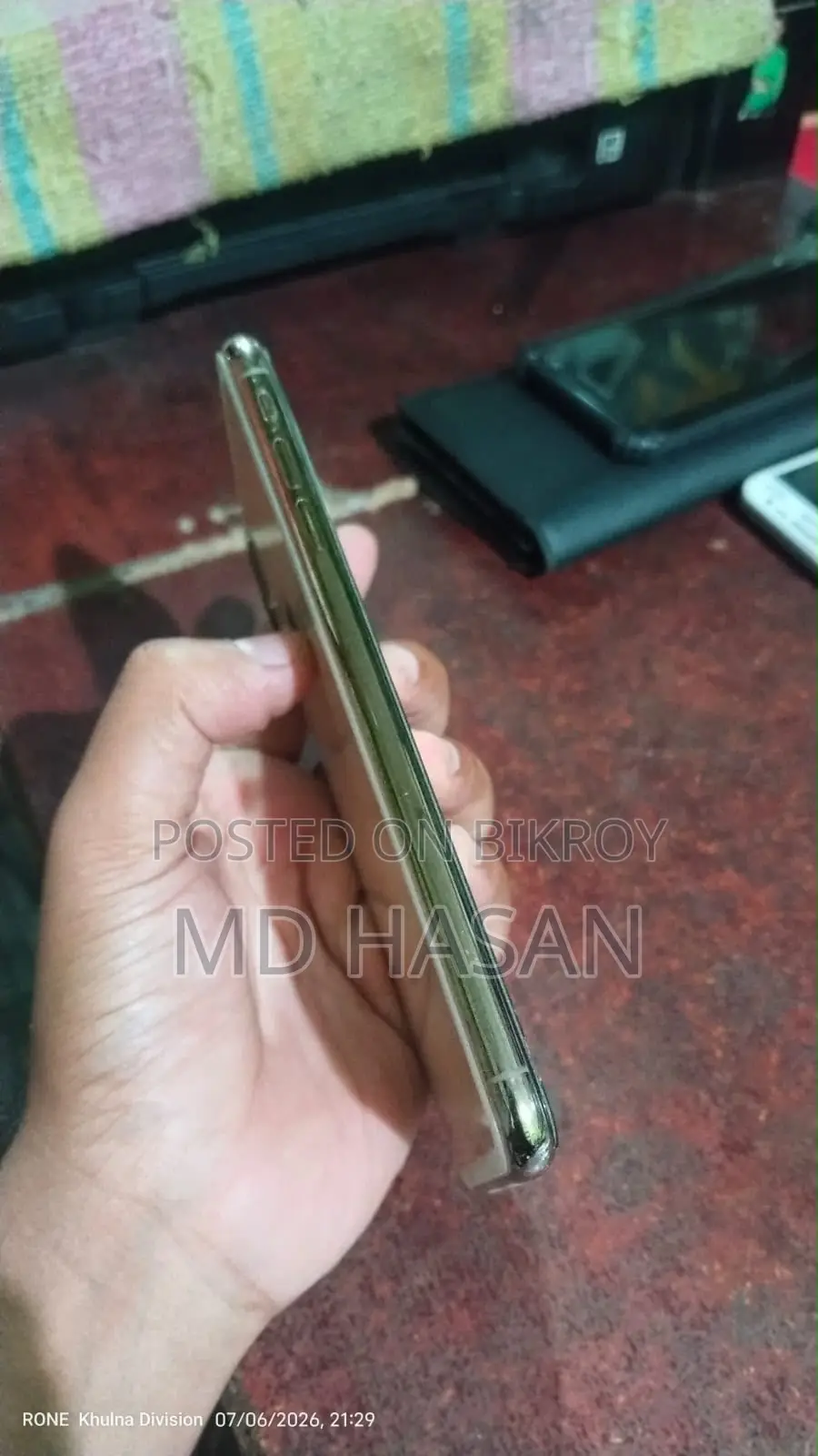 Apple iPhone XS Max ৬৪ জিবি সিলভার