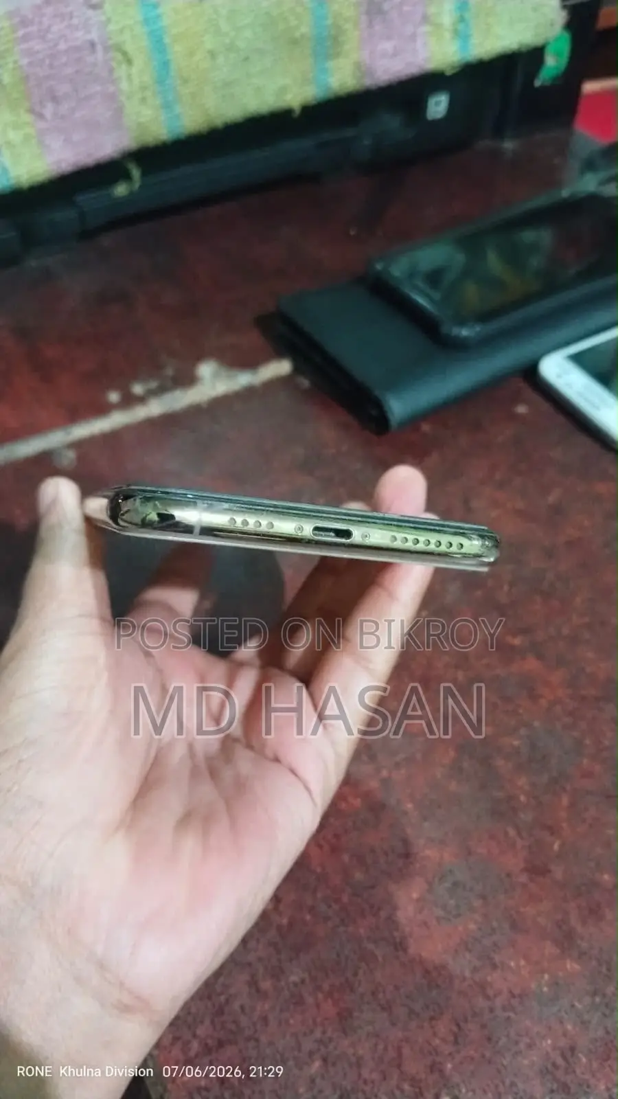 Apple iPhone XS Max ৬৪ জিবি সিলভার