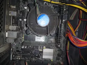 Desktop Computer Asus 4GB Intel Core I3 HDD 128GB