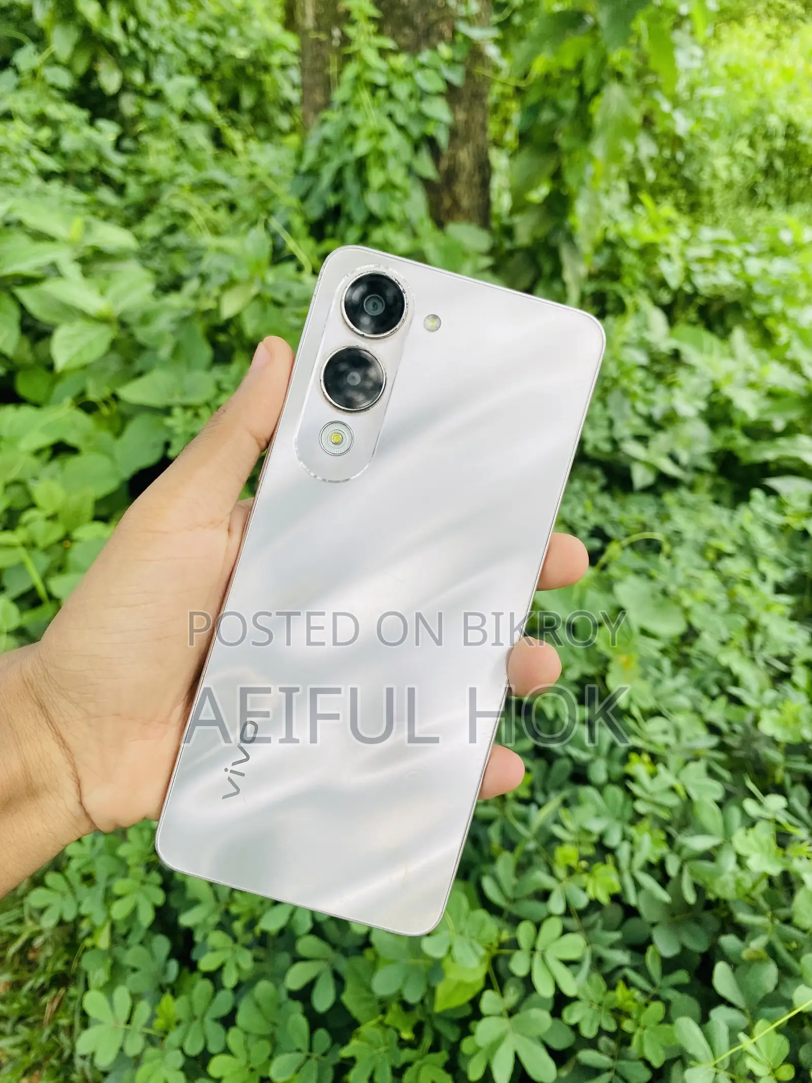 Vivo Y04 64 GB White