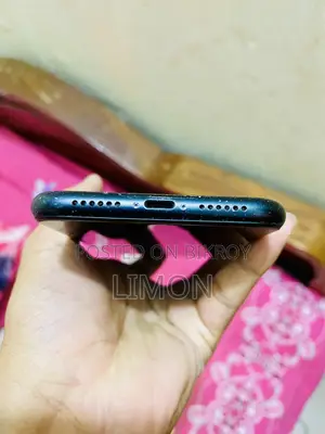 Apple iPhone XR 64 GB Black
