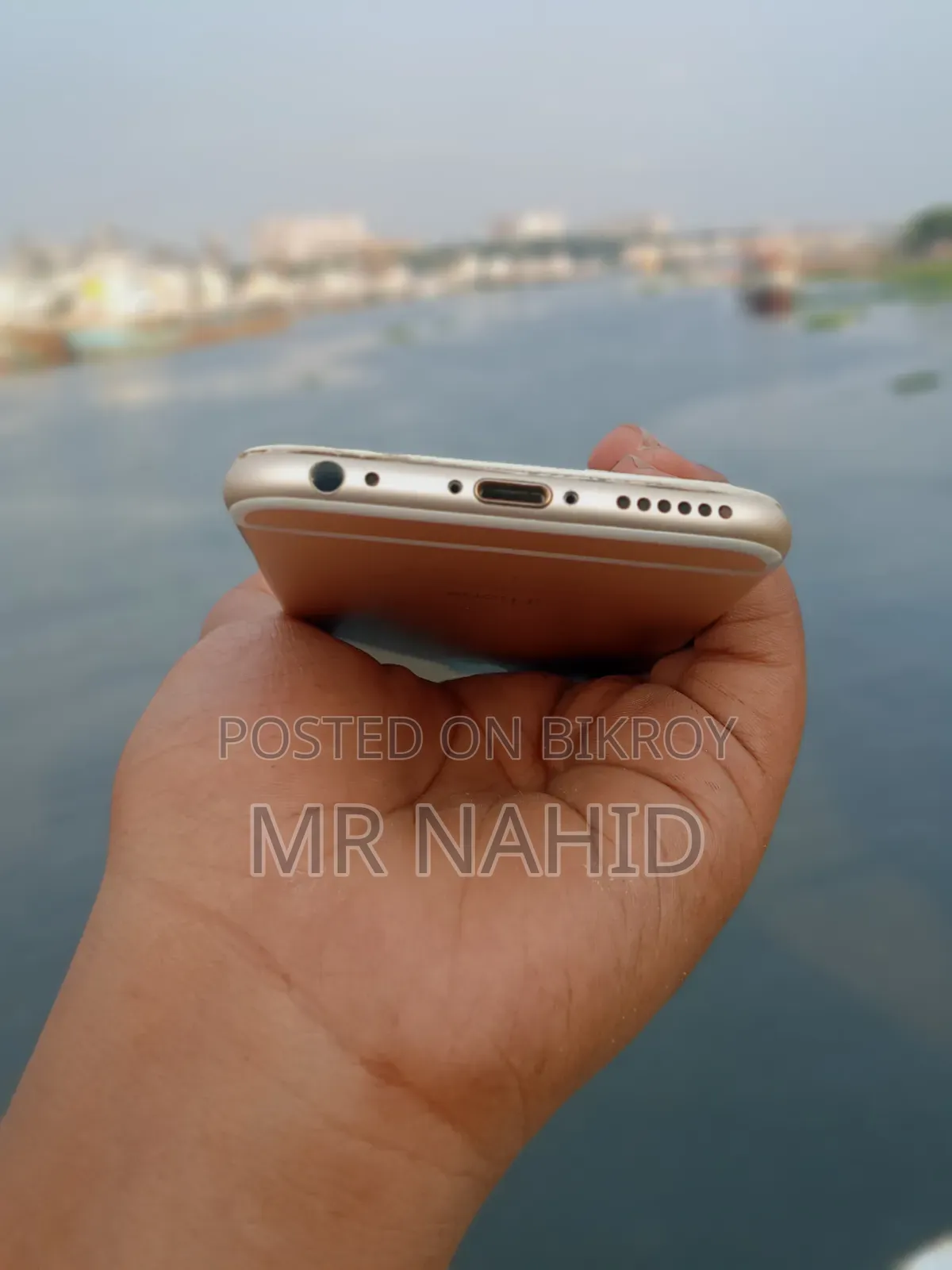 Apple iPhone 6 64 GB Gold