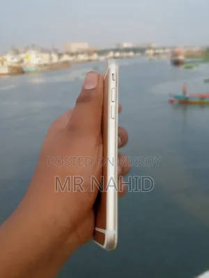 Apple iPhone 6 64 GB Gold
