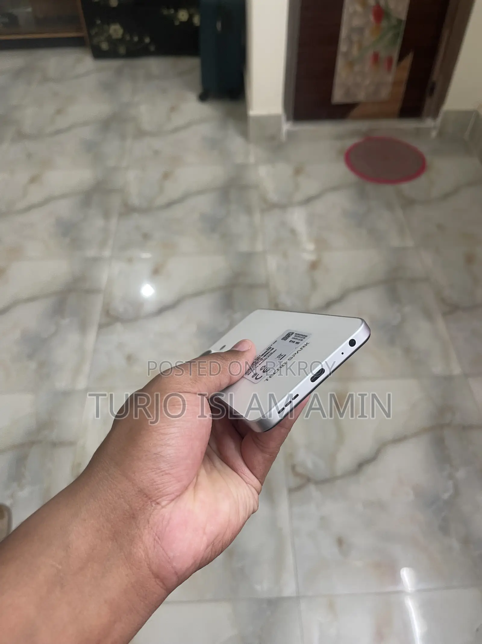 নতুন টেকনো স্পার্ক গো ৬৪ জিবি সাদা