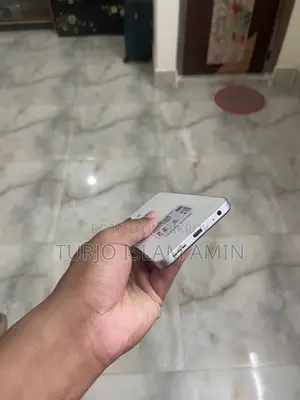 নতুন টেকনো স্পার্ক গো ৬৪ জিবি সাদা