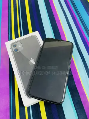 Apple iPhone 11 64 GB Black