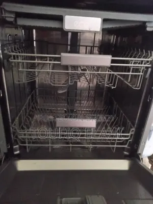 Free-standing Dishwasher