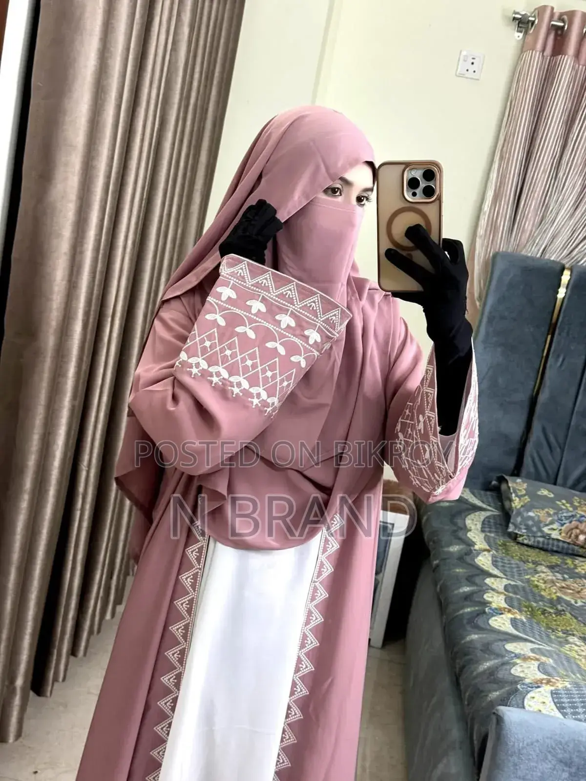 Embroidery Avaya Borka