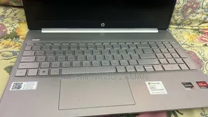 Laptop HP 15s 8GB AMD Ryzen 5 SSD 512GB