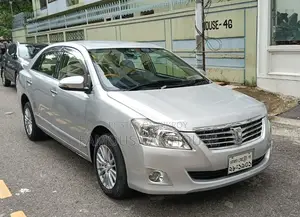 Toyota Premio 2.0 FWD 2013 Silver