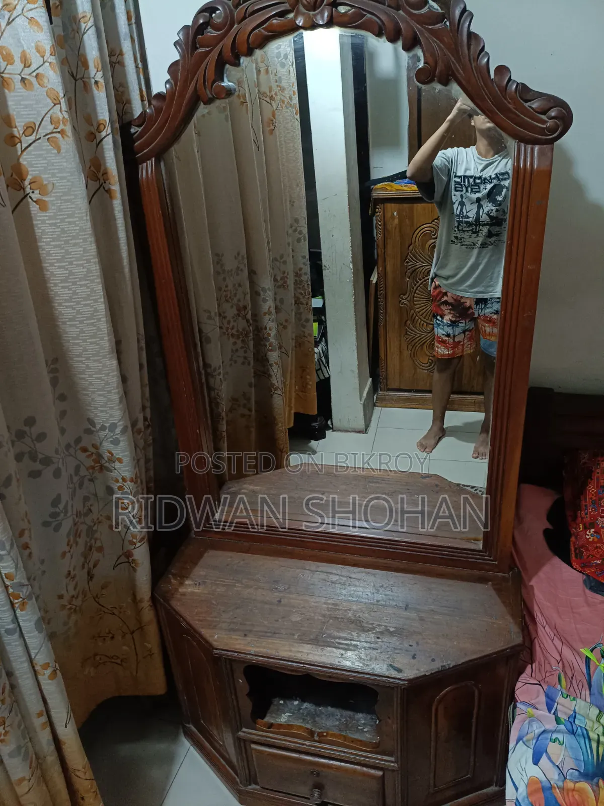 Dressing Table