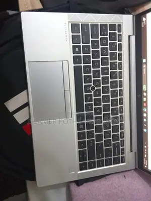 Laptop HP EliteBook 840 G3 8GB AMD Ryzen 5 SSD 128GB