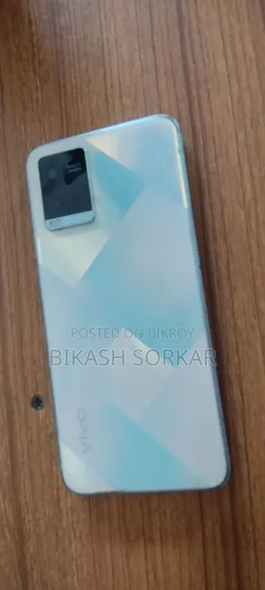Vivo Y21 64 GB White