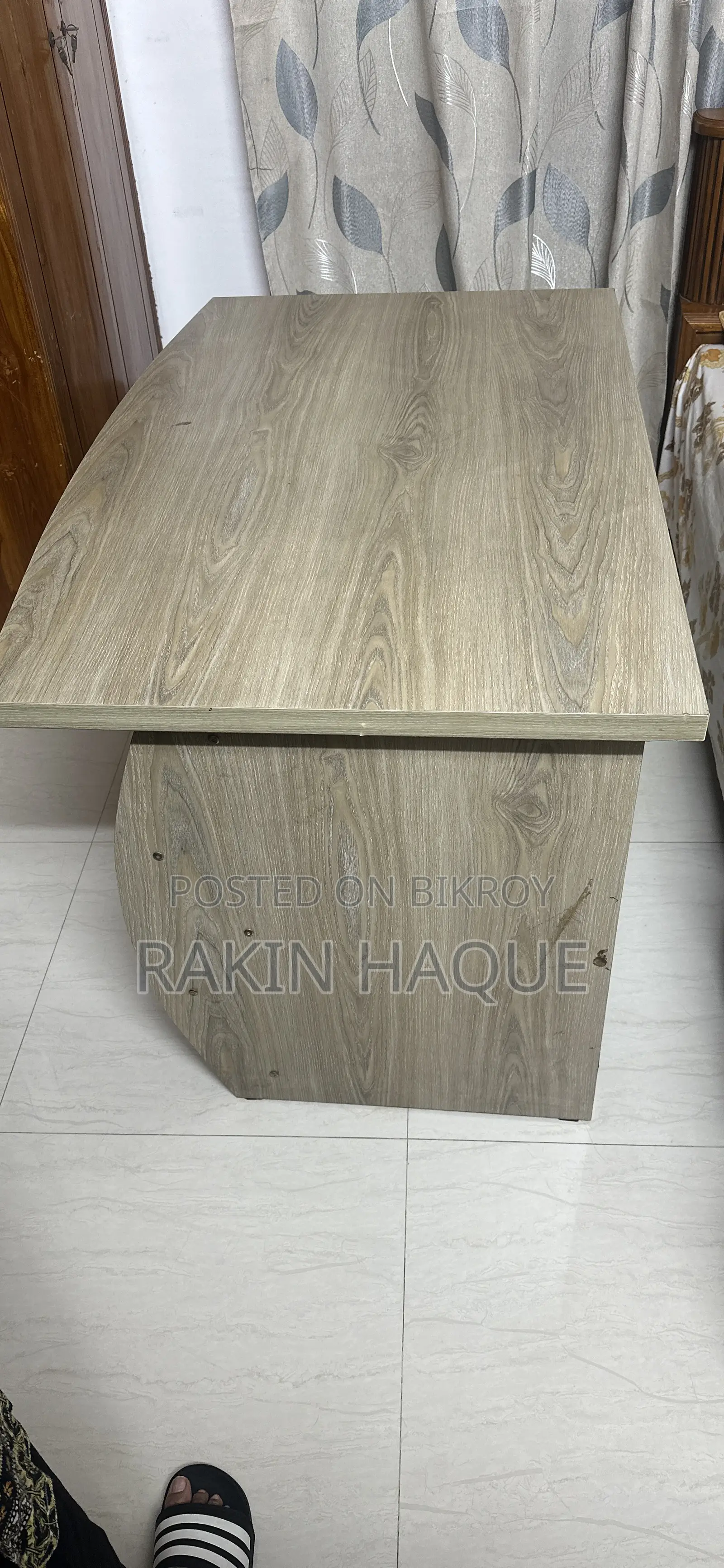 Furniture Table