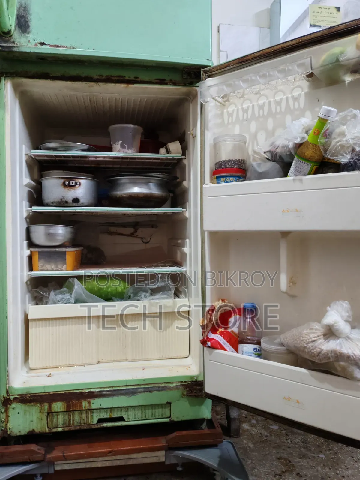 Singer Fridge Running