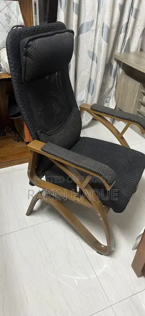 আসবাবপত্রের চেয়ার