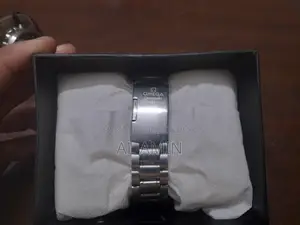 ওমেগা ঘড়ি বিক্রির জন্য