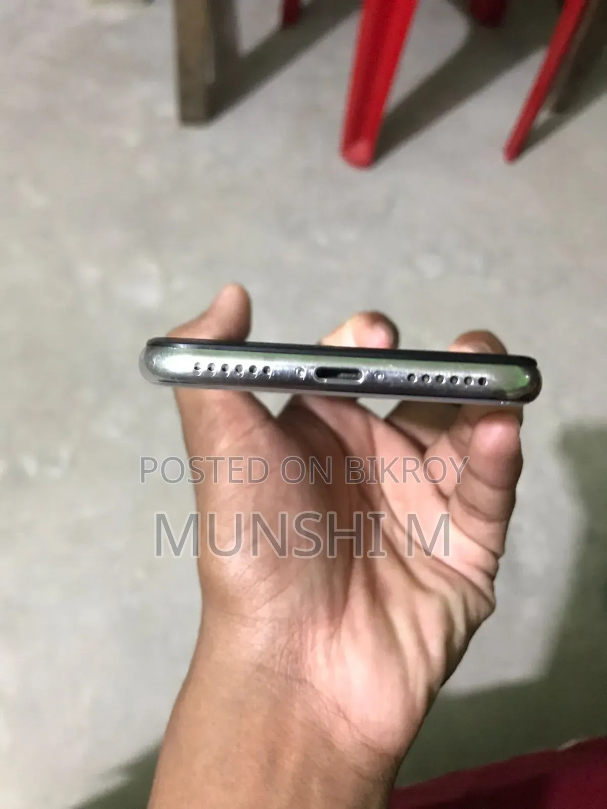 Apple iPhone X 64 GB White