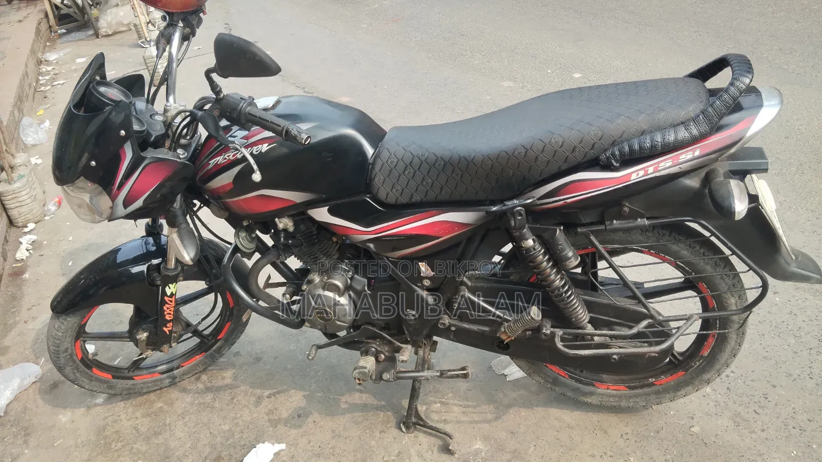 Bajaj Discover 100 2012 Black