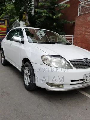 Toyota Corolla 2001 White