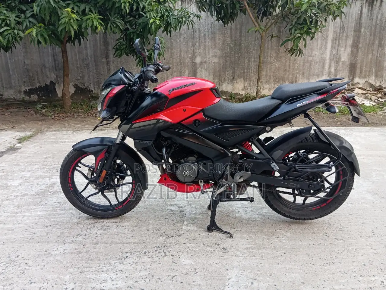 বাজাজ পালসার এন১৬০ ২০২১ লাল