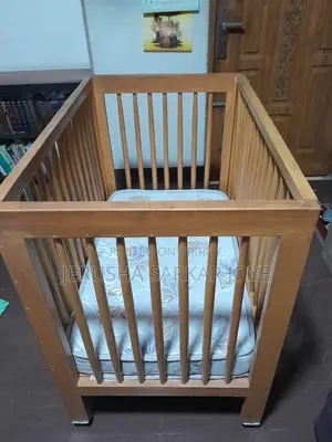 বেবি কট সেল পোস্ট