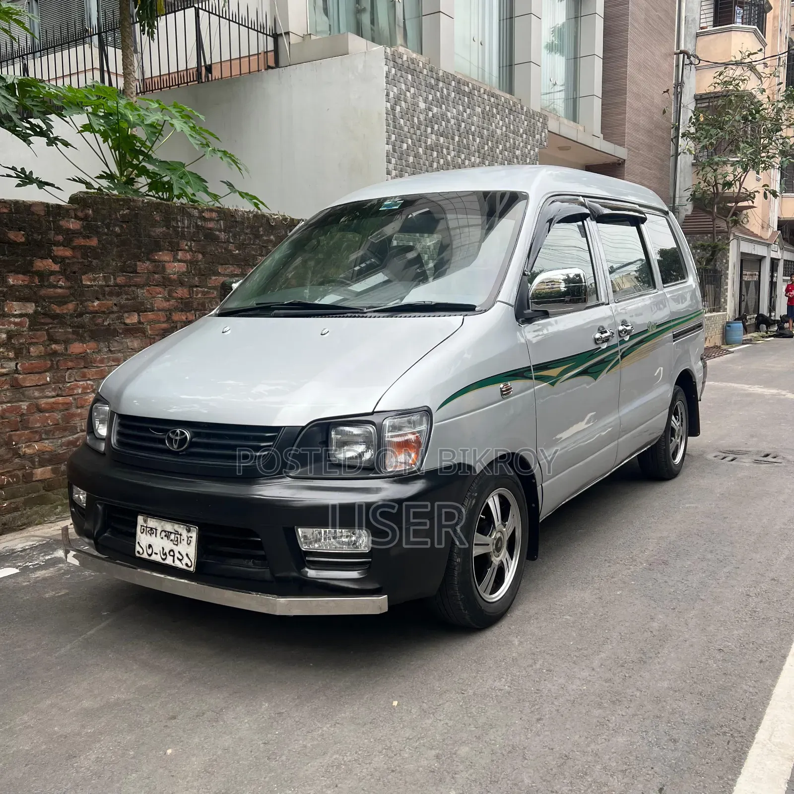New Toyota Noah 2004 Silver