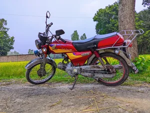Honda 2002 Red