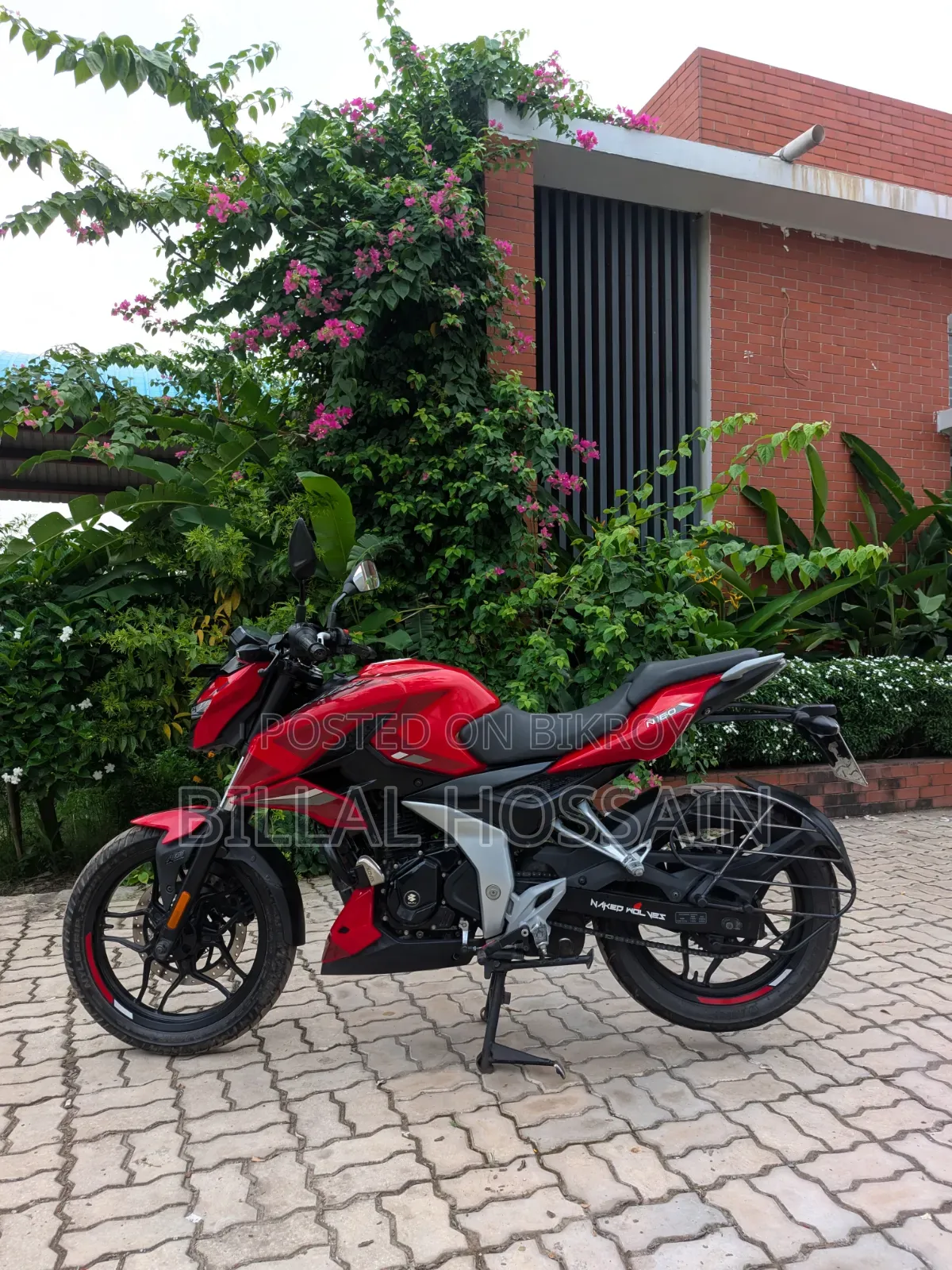 Bajaj Pulsar N160 2023 Red