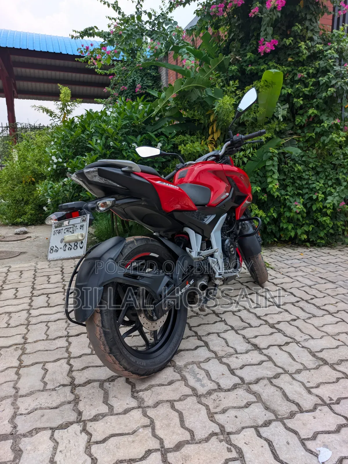 Bajaj Pulsar N160 2023 Red