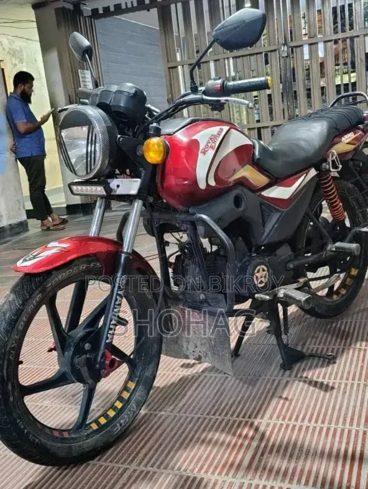 Mahindra Duro 2015 Red