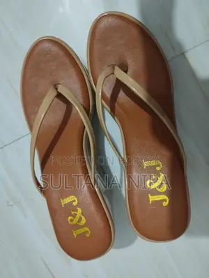 Brand New. Size: 35