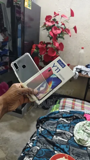 New Vivo Y11 32 GB Gold