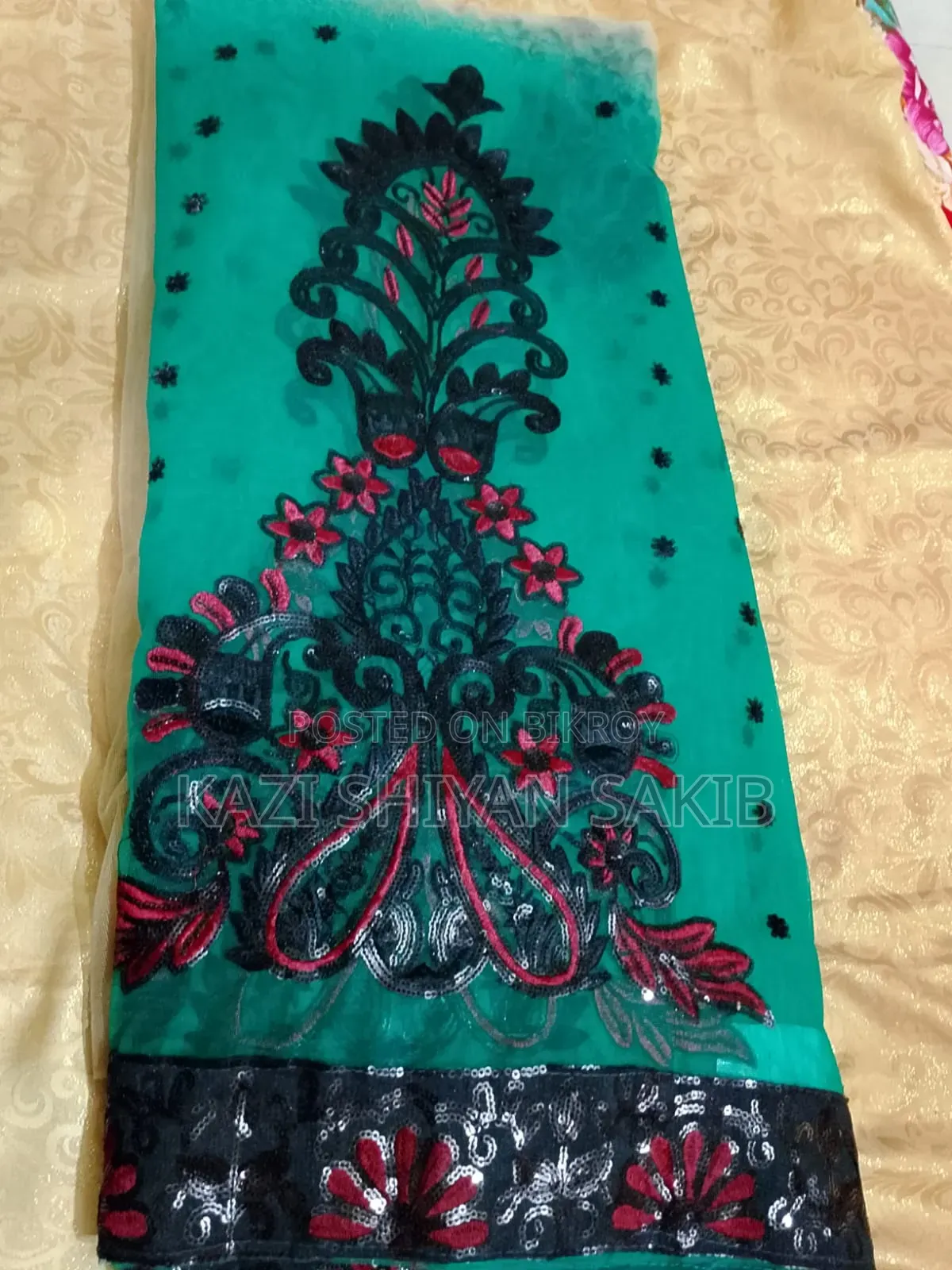 শাড়ি,লেহেঙ্গা বিক্রি