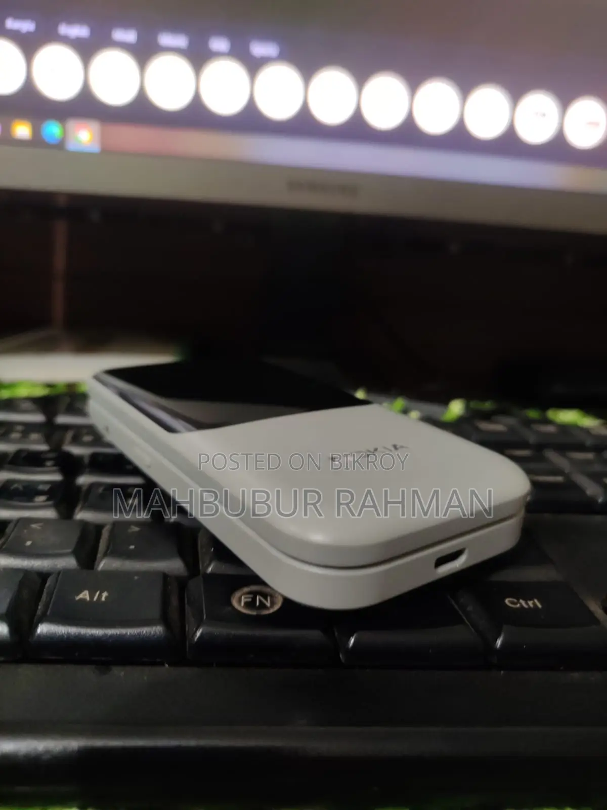 Nokia 2720 Flip 512 GB Gray