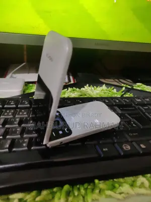 Nokia 2720 Flip 512 GB Gray
