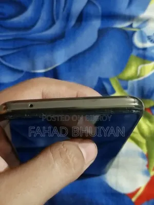 Vivo V19 128 GB White