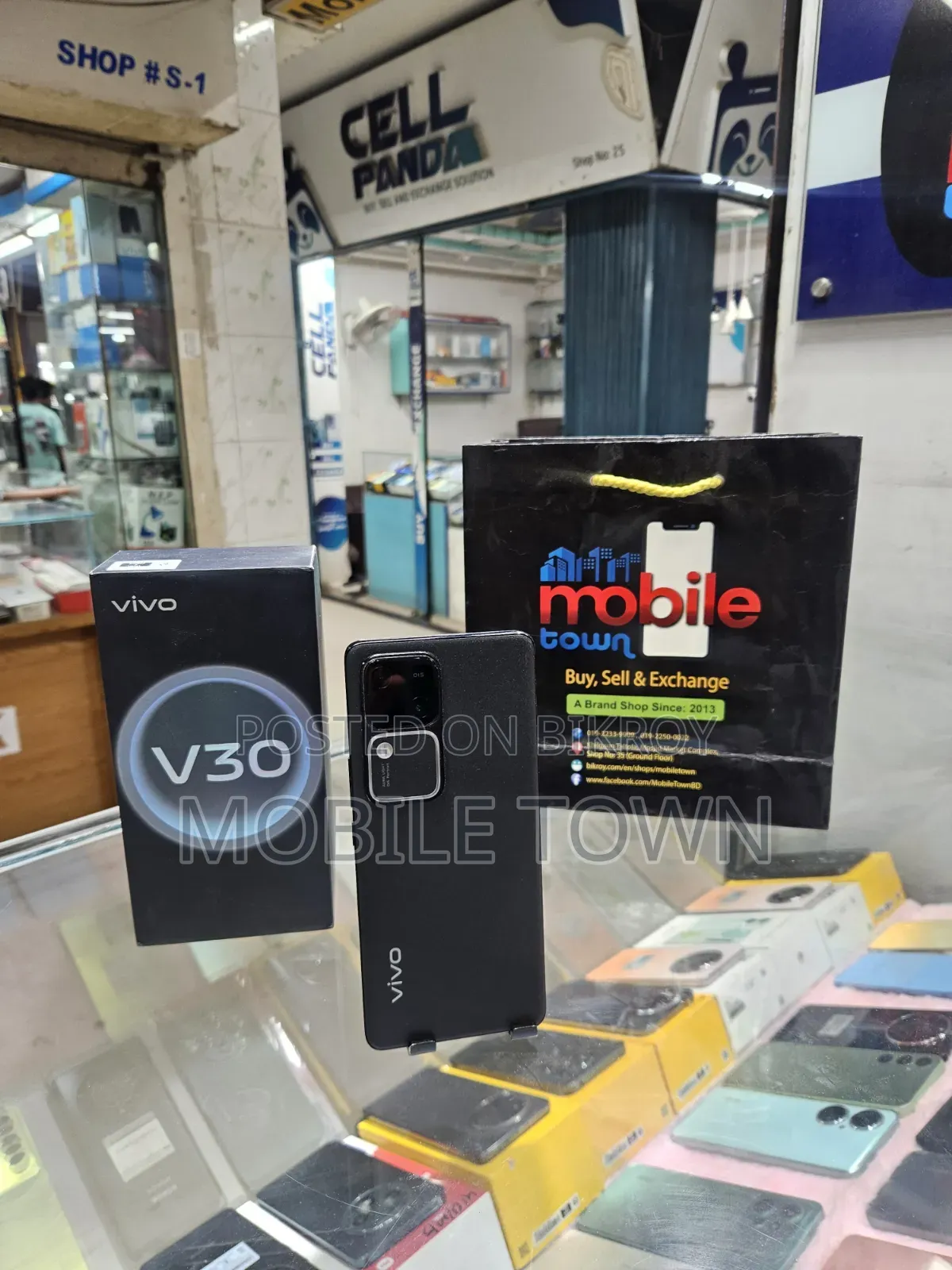 Vivo V30 5G 256 GB Black