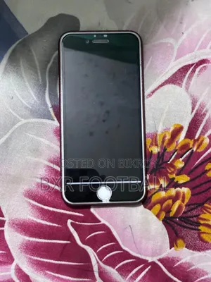 Apple iPhone 7 128 GB Red