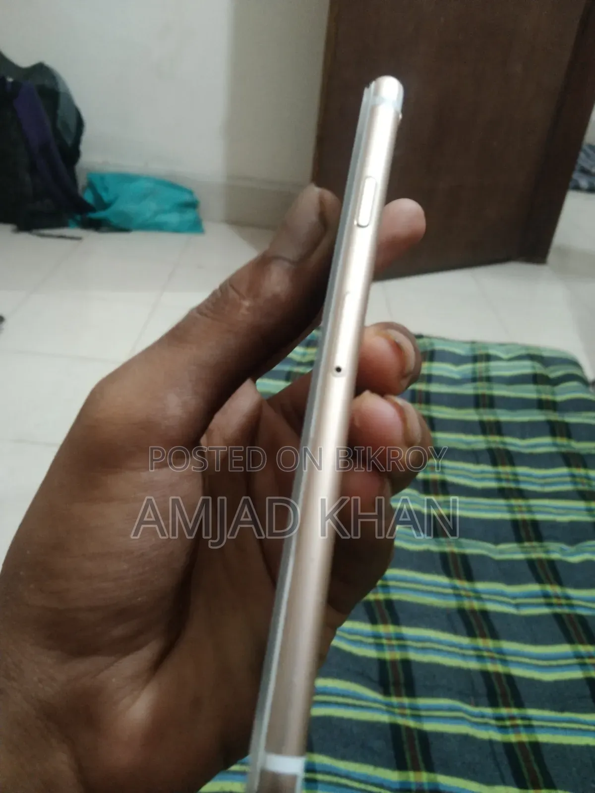 Apple iPhone 6s 64 GB Gold