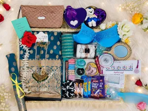 Attractive Saree Gift Combo Set For Loved One