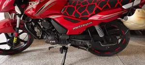 TVS Metro Plus 2017 Red