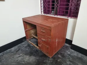 কেরোসিন কাঠের ডেস্ক টেবিল