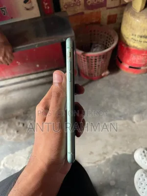 Apple iPhone 11 128 GB Green