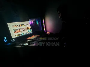 Desktop Computer Asus 8GB AMD Ryzen 7 HDD+SSD 512GB