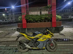 GPX Demon GR200R 2023 Yellow