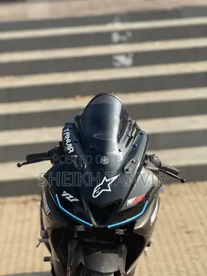 Yamaha R15 V3 2020 Black