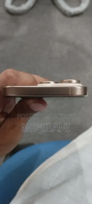 New Apple iPhone 16 Pro 128 GB Gold