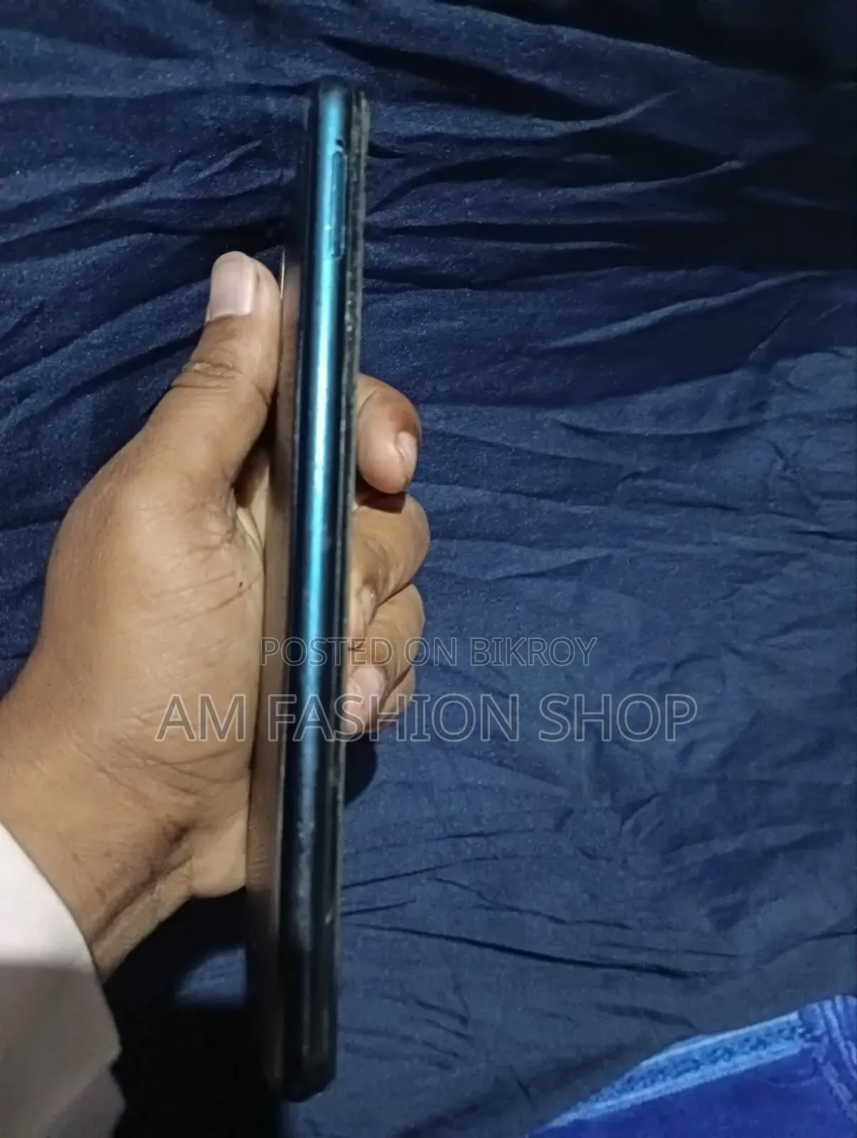 Vivo Y11 32 GB Blue